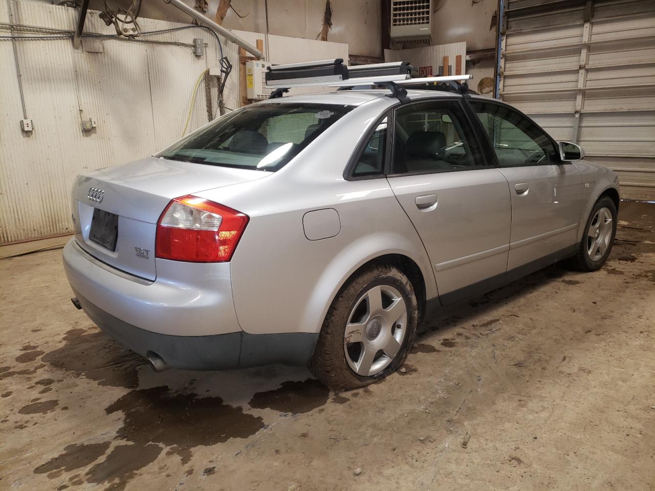 Photo 4 from auction – 2002 AUDI A4 with VIN WAULC68E12A264653