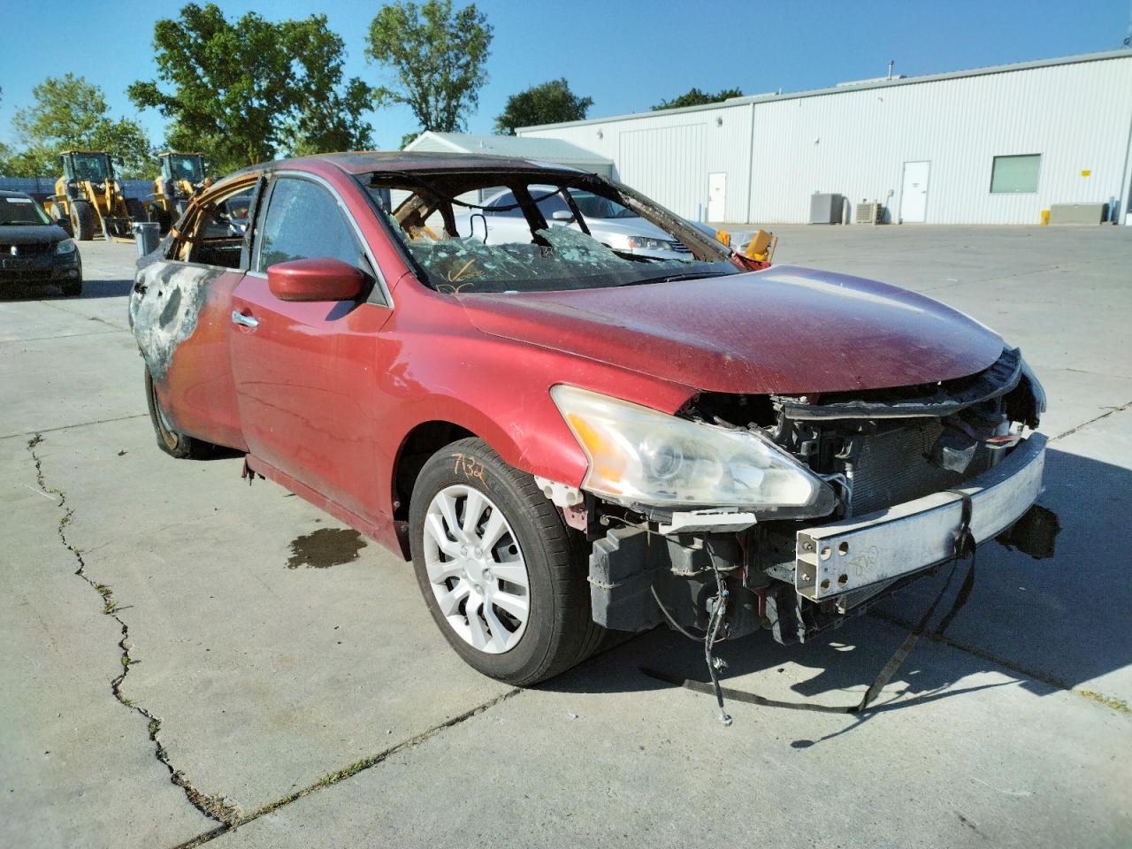 NISSAN ALTIMA 2.5 2014 with VIN 1N4AL3AP2EN375820 - Photo from auction