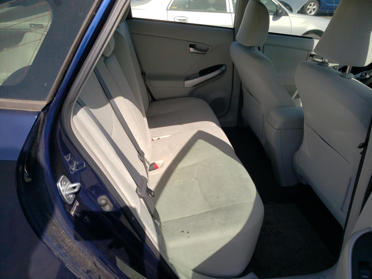 Photo 6 from auction – 2012 TOYOTA PRIUS with VIN JTDKN3DU4C1480325