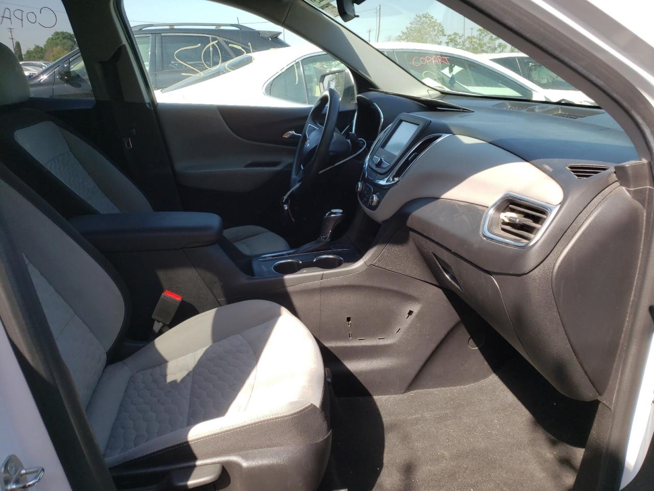 Photo 5 from auction – 2018 CHEVROLET EQUINOX LT with VIN 2GNAXSEV7J6261593
