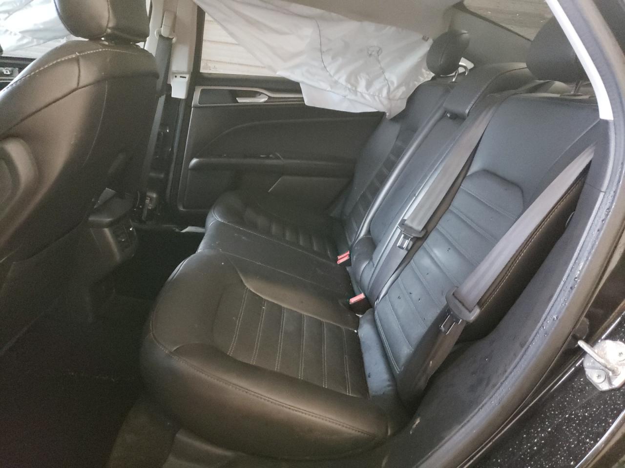 Photo 6 from auction – 2015 FORD FUSION SE with VIN 3FA6P0T98FR283309