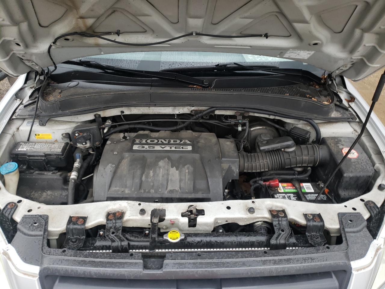 Photo 7 from auction – 2005 HONDA PILOT EXL with VIN 2HKYF18625H518220