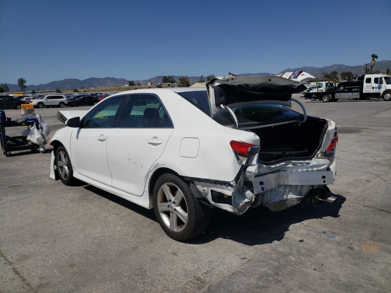Photo 3 from auction – 2012 TOYOTA CAMRY BASE with VIN 4T1BF1FK4CU564846