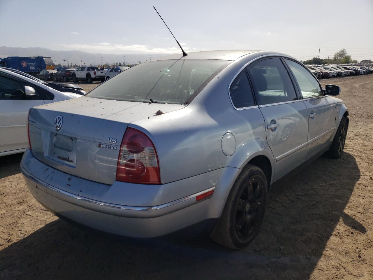 Photo 4 from auction – 2002 VOLKSWAGEN PASSAT GLX with VIN WVWTH63B22P170800