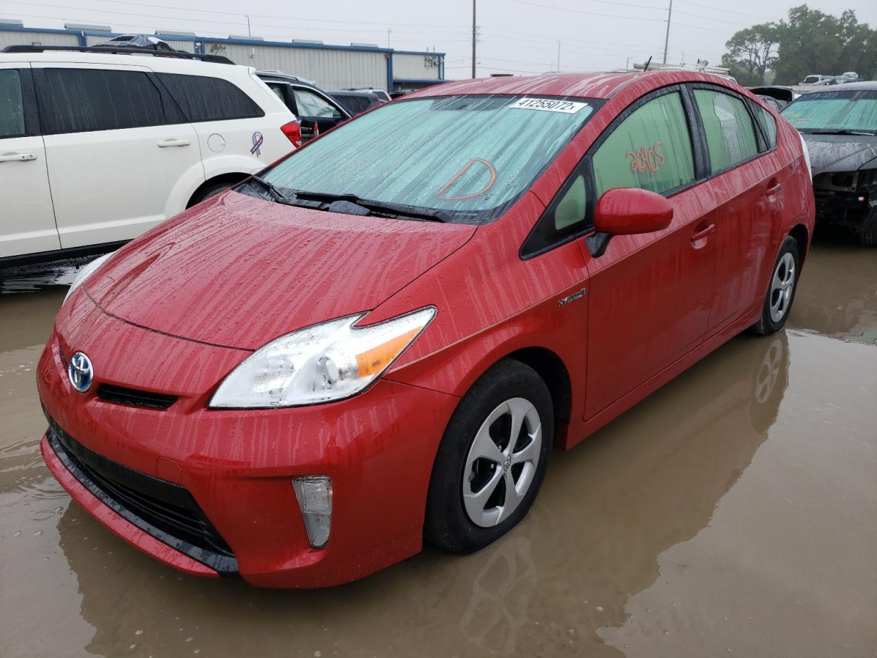 Photo 2 from auction – 2014 TOYOTA PRIUS with VIN JTDKN3DU3E1833205