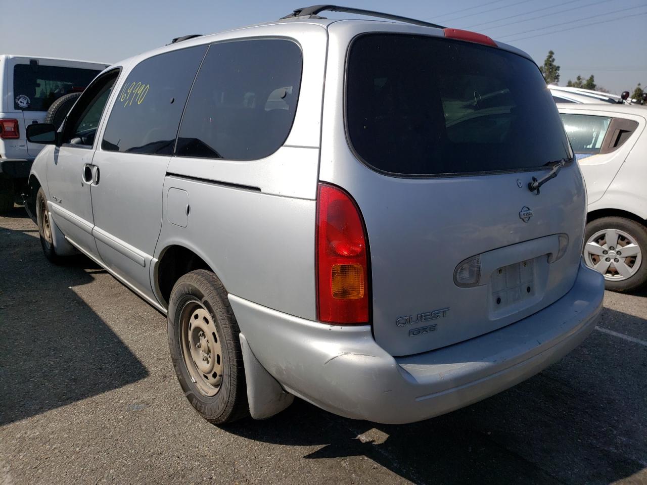 Photo 3 from auction – 2000 NISSAN QUEST SE with VIN 4N2XN11T0YD835483