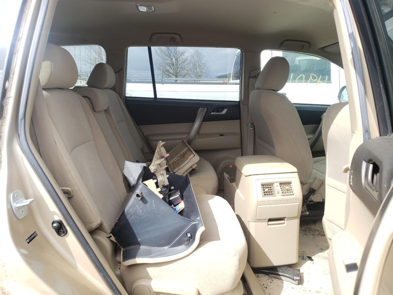 Photo 6 from auction – 2008 TOYOTA HIGHLANDER with VIN JTEDS43A982036272