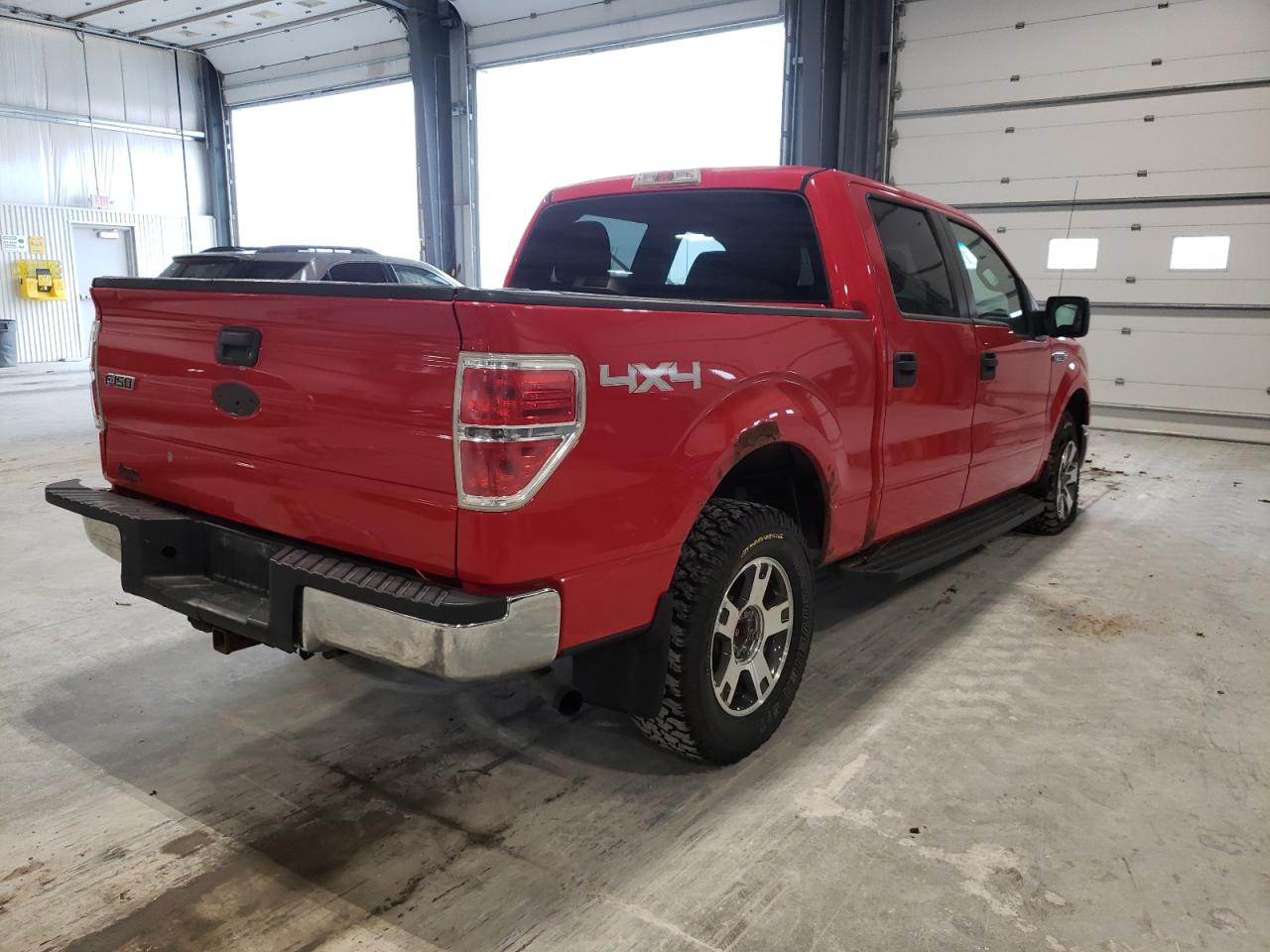 Photo 4 from auction – 2010 FORD F150 SUPER with VIN 1FTEW1E82AKE01497