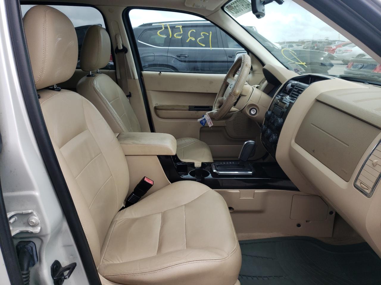 Photo 5 from auction – 2008 FORD ESCAPE LIM with VIN 1FMCU041X8KD32995
