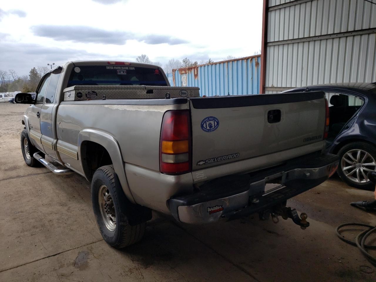 Photo 3 from auction – 2002 CHEVROLET SILVERADO with VIN 1GCHC29142E108967