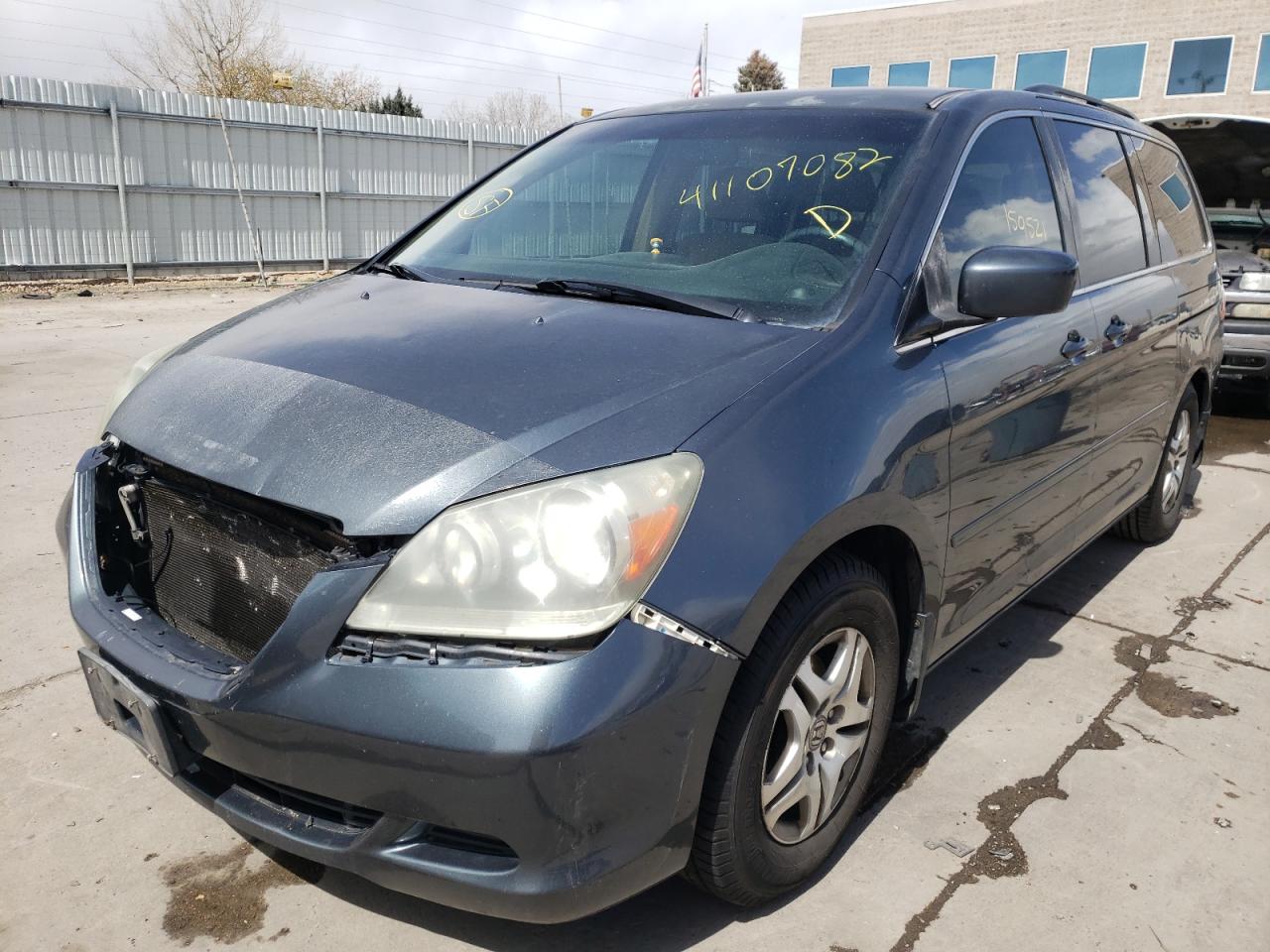 Photo 2 from auction – 2005 HONDA ODYSSEY EX with VIN 5FNRL38495B419576