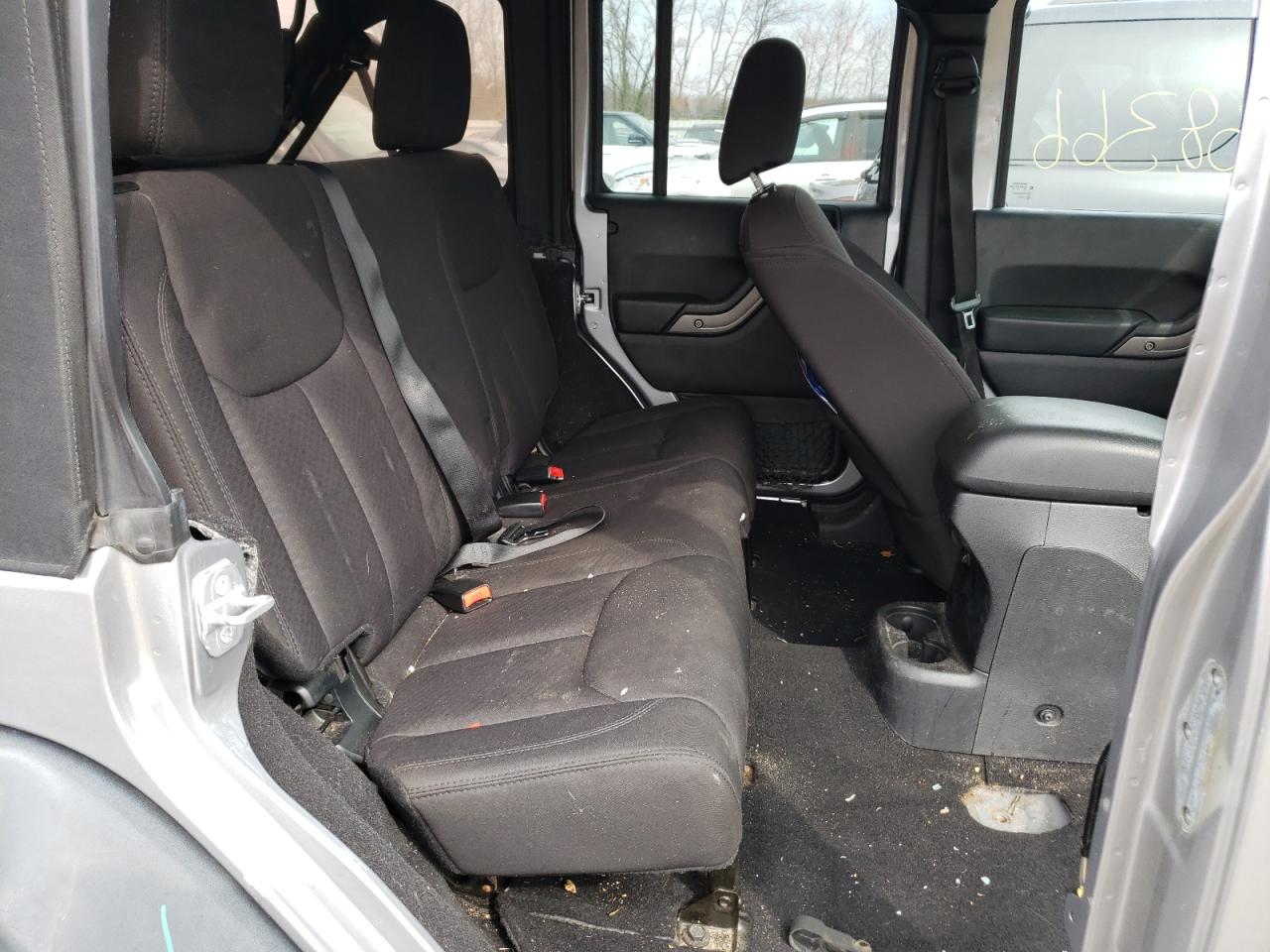 Photo 6 from auction – 2014 JEEP WRANGLER U with VIN 1C4HJWDG5EL222324