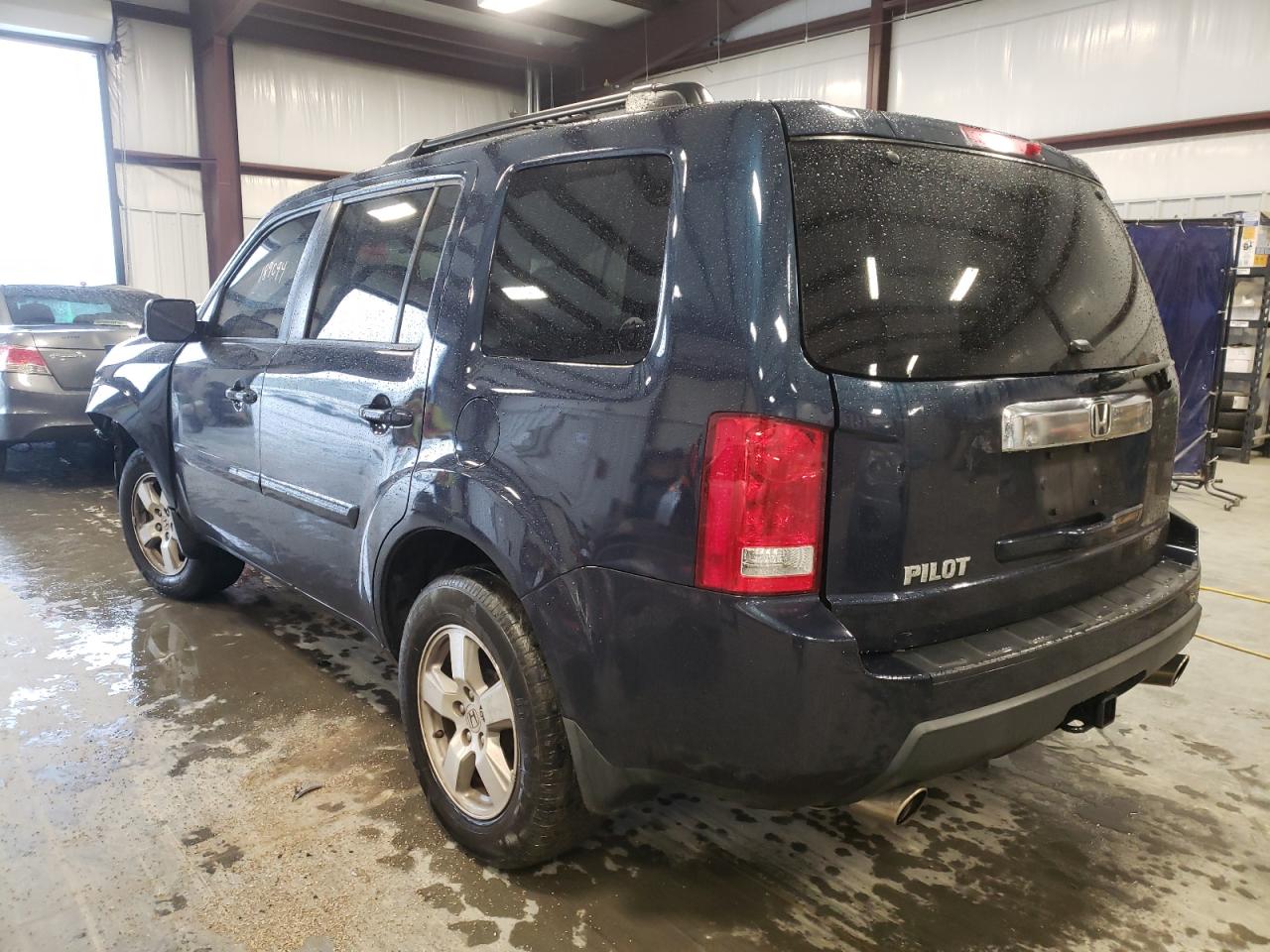 Photo 3 from auction – 2011 HONDA PILOT EXL with VIN 5FNYF3H58BB024442