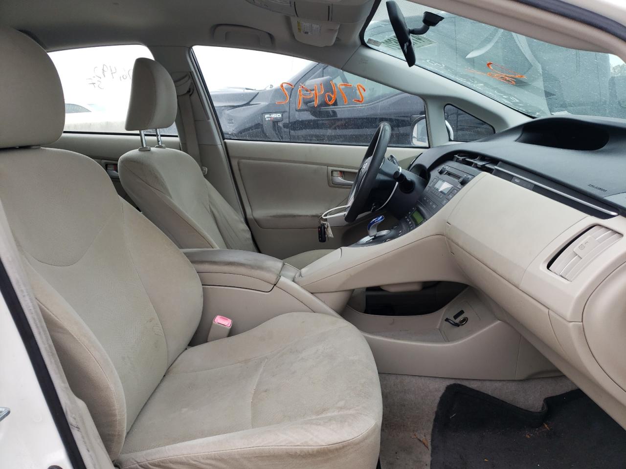 Photo 5 from auction – 2011 TOYOTA PRIUS with VIN JTDKN3DU7B1333687