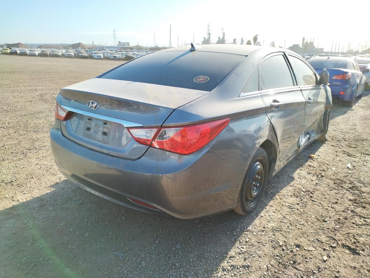 Photo 4 from auction – 2011 HYUNDAI SONATA GLS with VIN 5NPEB4AC6BH048057