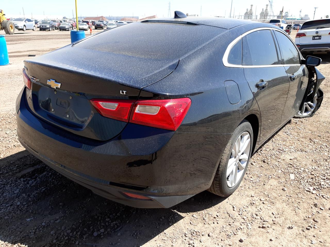 Photo 4 from auction – 2018 CHEVROLET MALIBU LT with VIN 1G1ZD5ST2JF151509