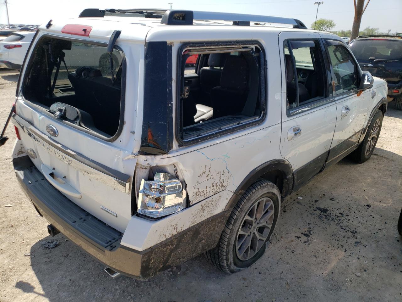 Photo 9 from auction – 2017 FORD EXPEDITION with VIN 1FMJU1HT8HEA00948