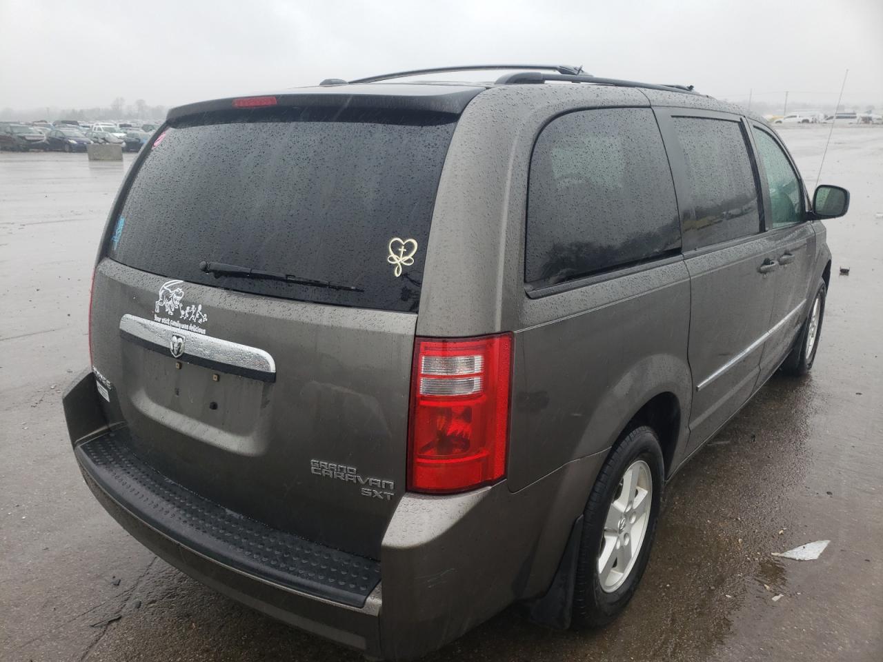 Photo 4 from auction – 2010 DODGE GRAND CARA with VIN 2D4RN5D14AR403126