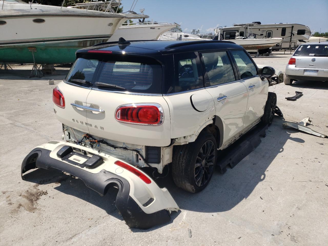 Photo 4 from auction – 2017 MINI COOPER S C with VIN WMWLU5C54H2E80534