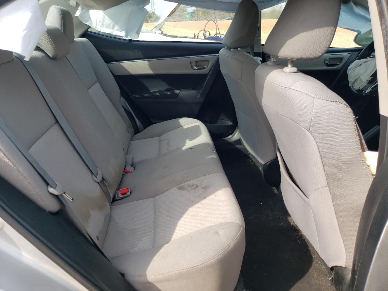 Zdjęcie 6 z aukcji – 2014 TOYOTA COROLLA L z VIN 5YFBURHEXEP144279