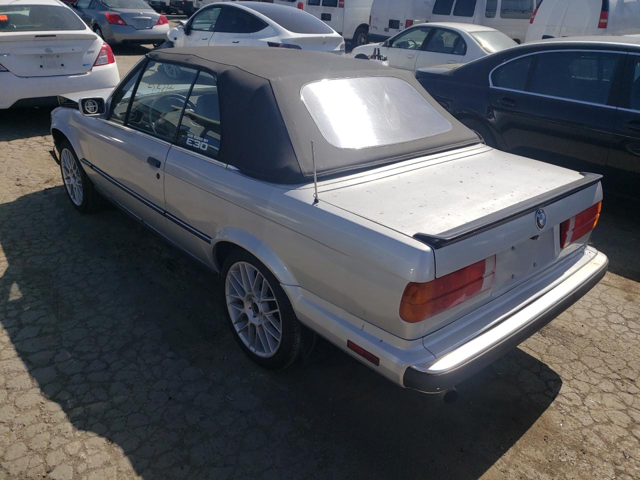 Photo 3 from auction – 1990 BMW 325 IC AUT with VIN WBABB2319LEC20389