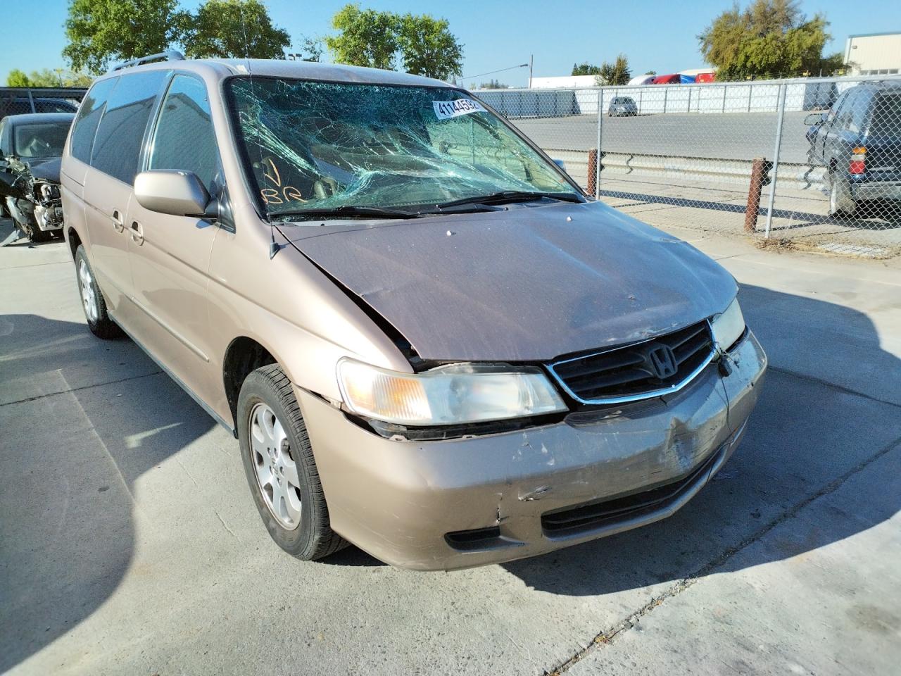 HONDA ODYSSEY EX 2003 with VIN 5FNRL18063B086493 - Photo from auction