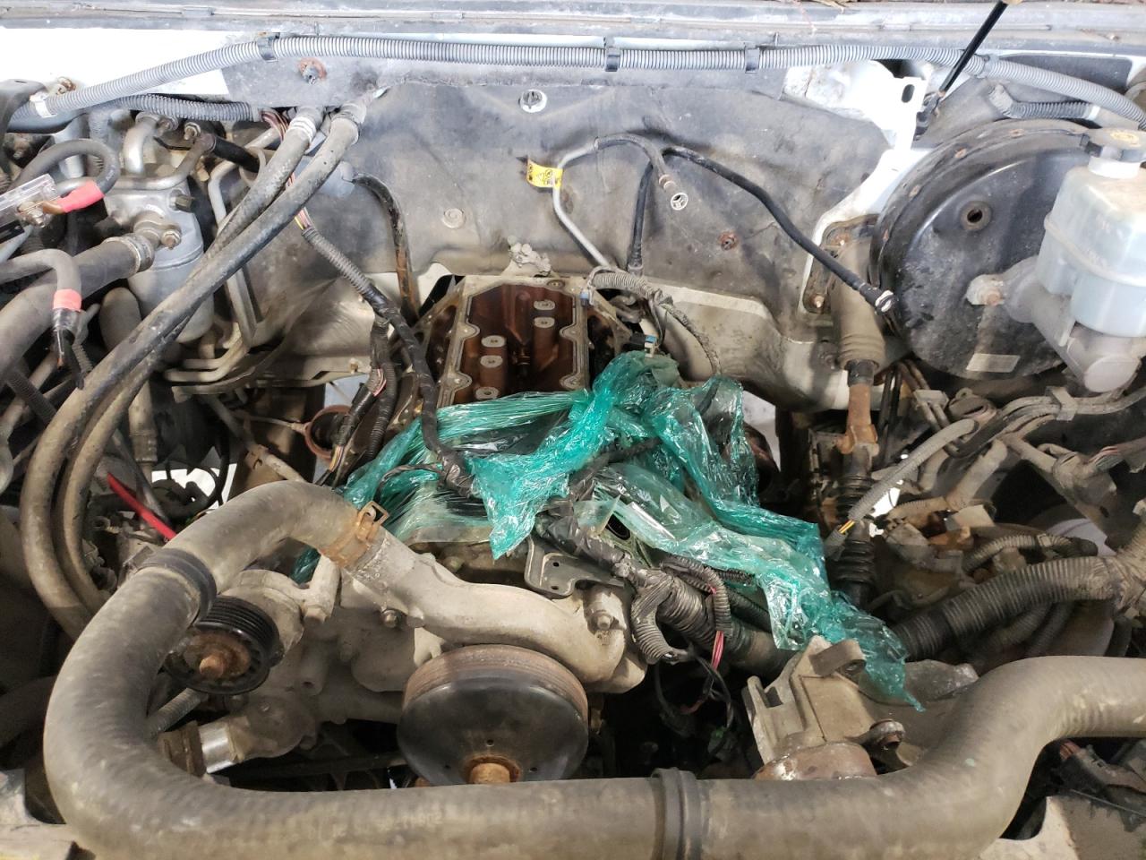 Photo 9 from auction – 2010 CADILLAC ESCALADE E with VIN 1GYUKHEF5AR270551