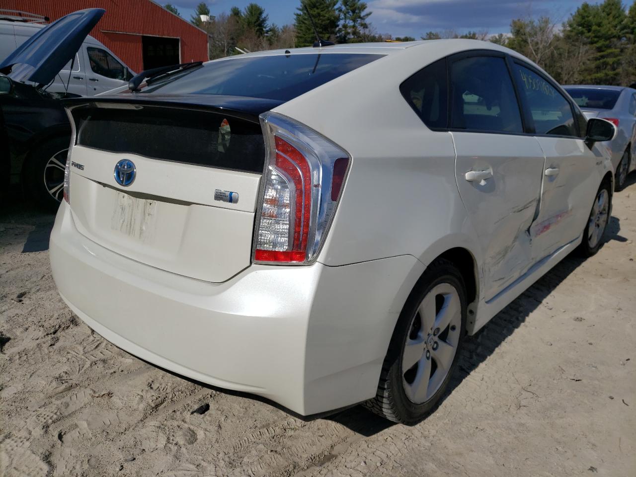 Photo 4 from auction – 2013 TOYOTA PRIUS with VIN JTDKN3DU3D0343979