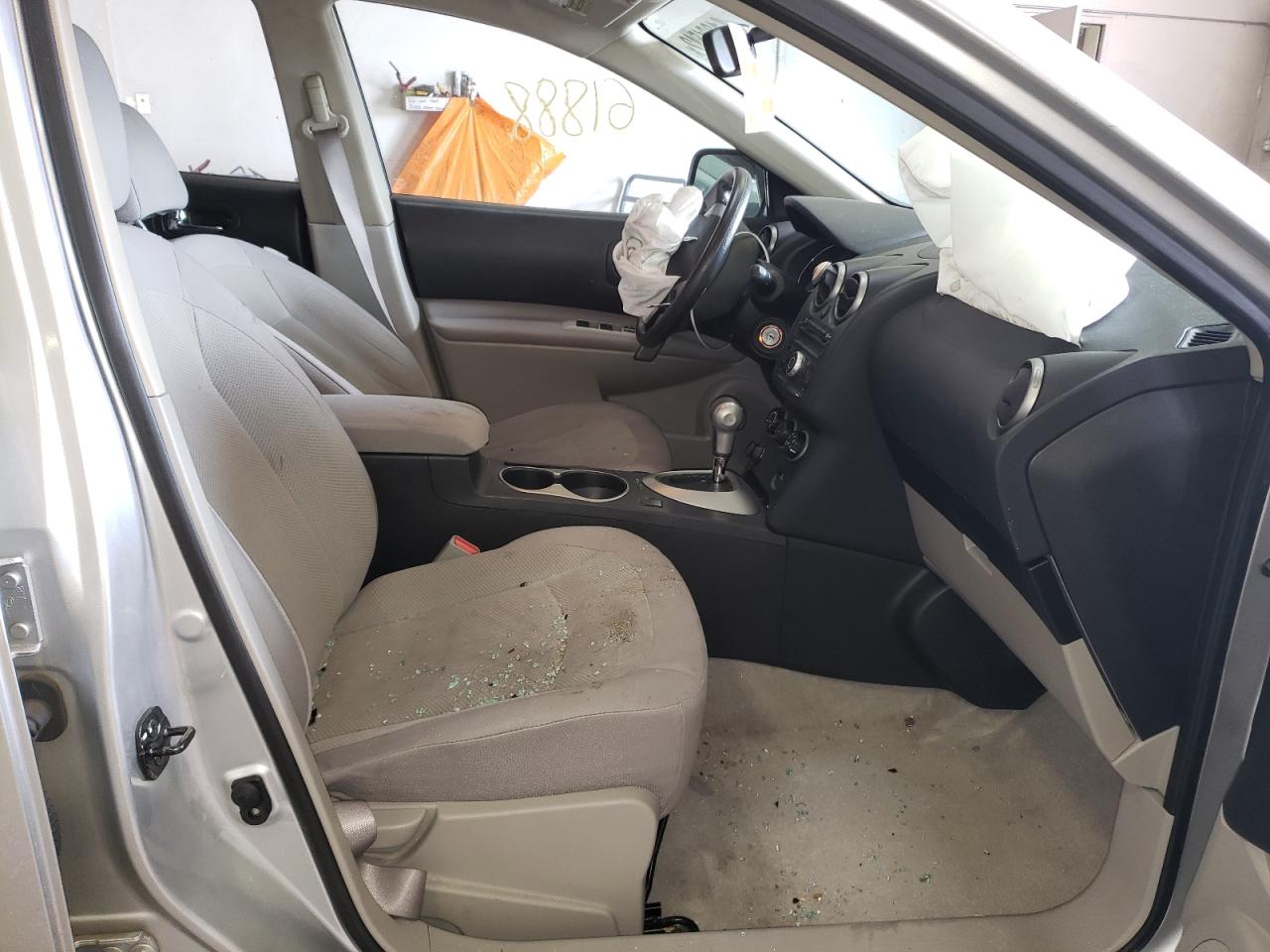 Photo 5 from auction – 2013 NISSAN ROGUE S with VIN JN8AS5MV2DW606411