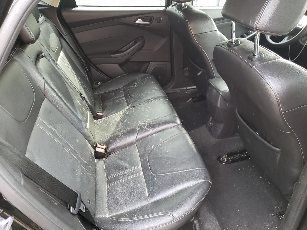 Photo 6 from auction – 2014 FORD FOCUS TITA with VIN 1FADP3N23EL409128