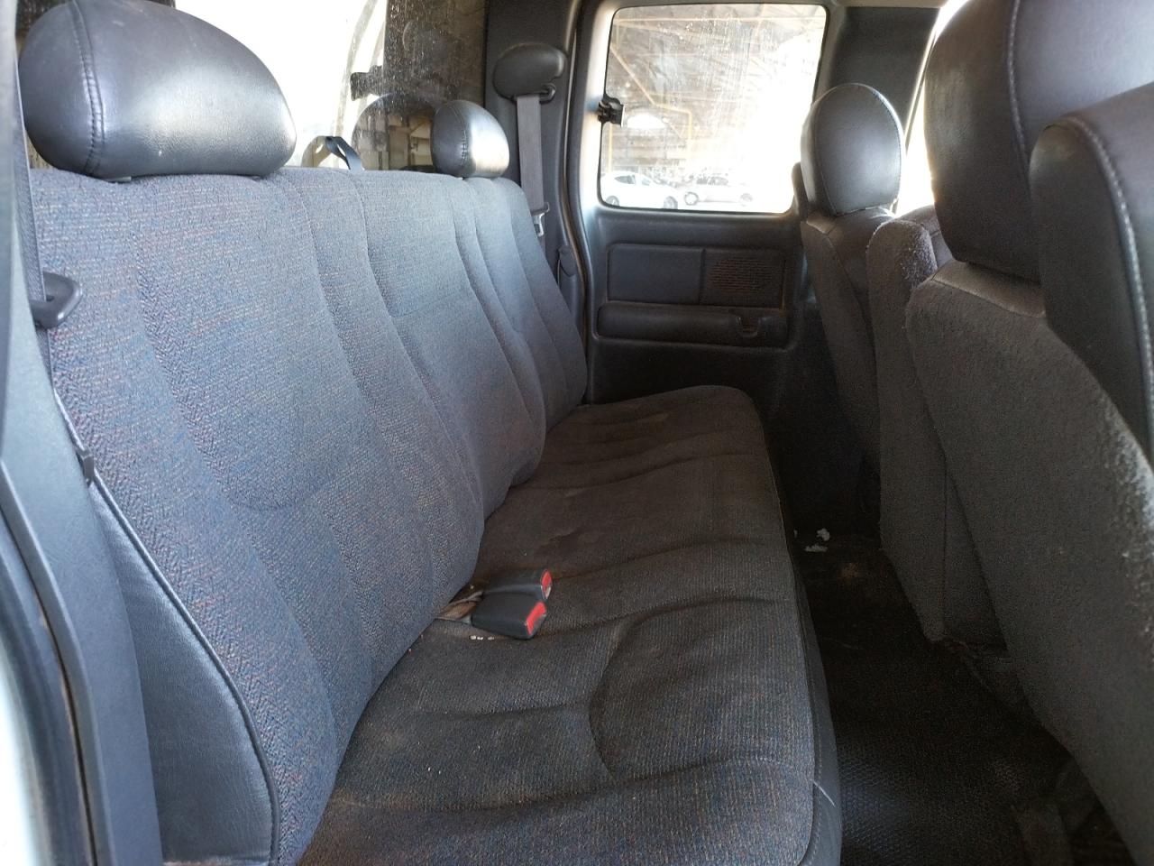Photo 6 from auction – 2004 GMC NEW SIERRA with VIN 2GTEC19T641238445