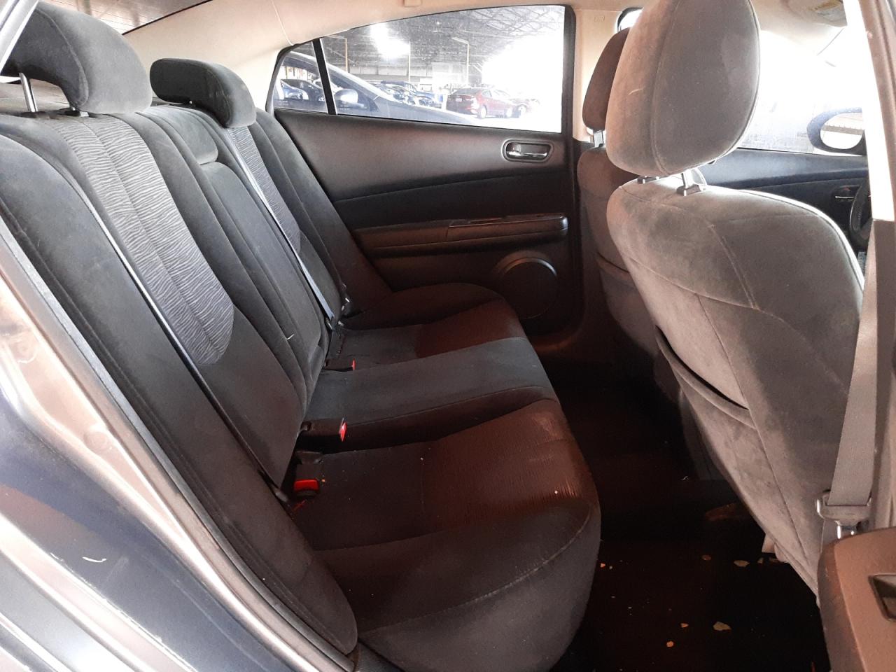 Photo 6 from auction – 2010 MAZDA 6 I with VIN 1YVHZ8CHXA5M37298