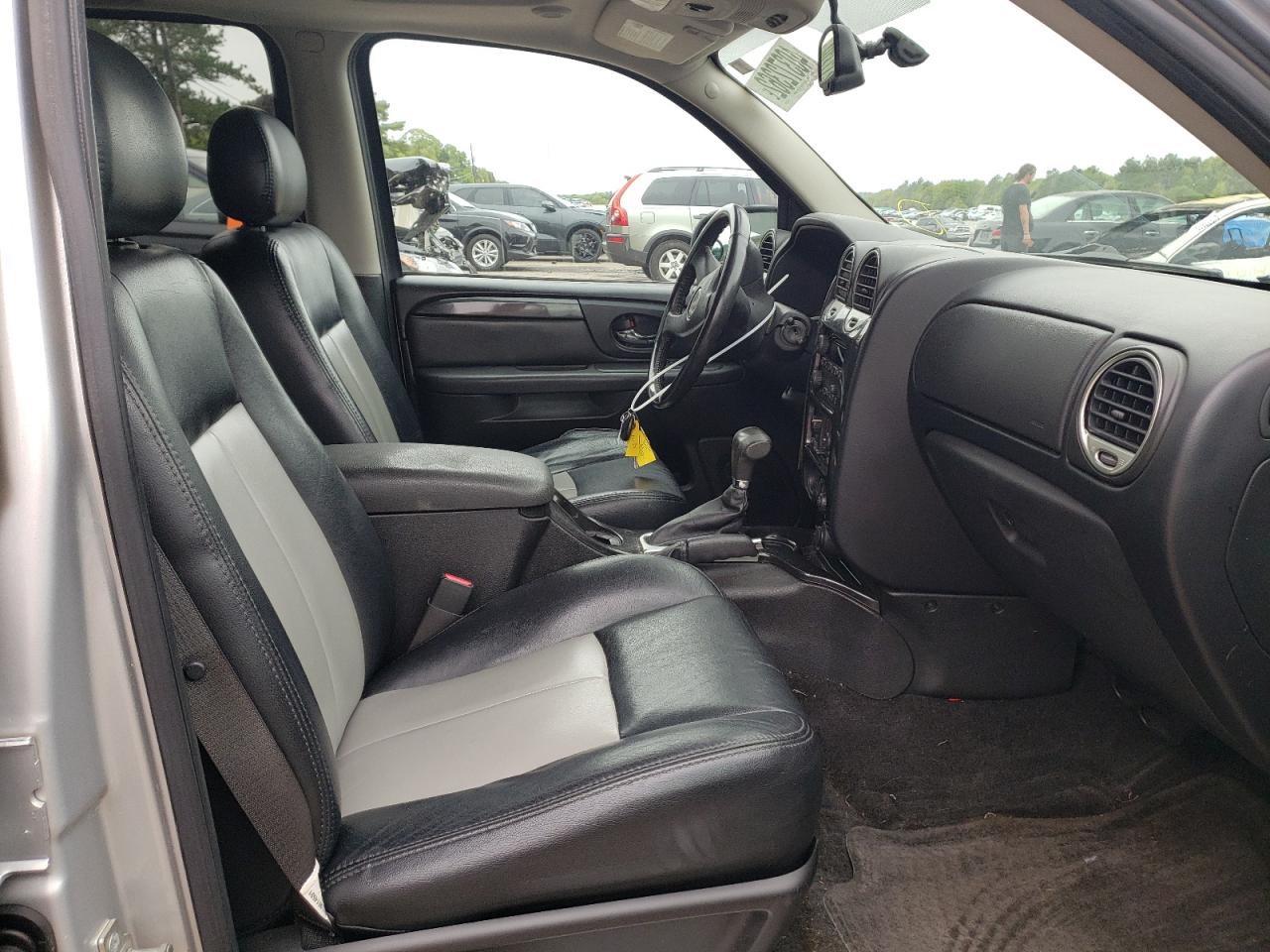 Photo 5 from auction – 2009 GMC ENVOY SLE with VIN 1GKDS33S192119675