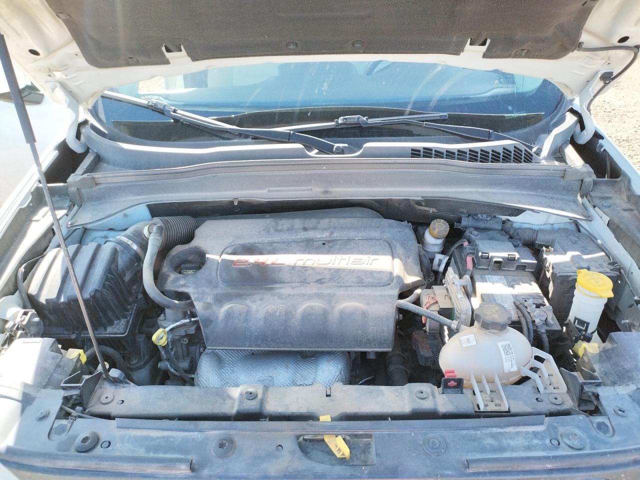 Photo 7 from auction – 2015 JEEP RENEGADE L with VIN ZACCJBBT4FPB87548