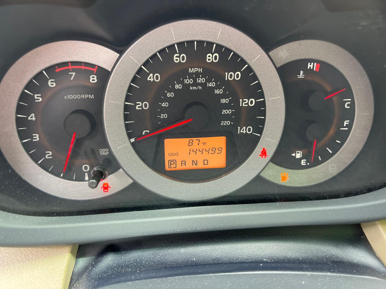 Photo 8 from auction – 2012 TOYOTA RAV4 with VIN 2T3ZF4DV5CW145649