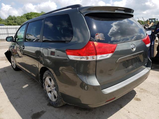 Photo 3 from auction – 2013 TOYOTA SIENNA LE with VIN 5TDKK3DC6DS316904