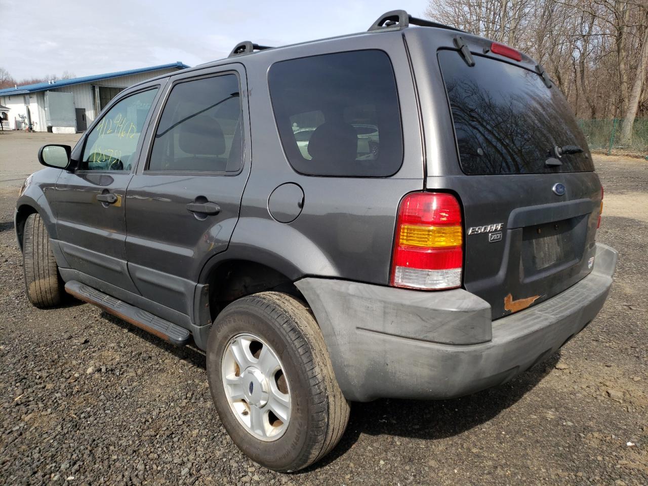 Photo 3 from auction – 2004 FORD ESCAPE XLT with VIN 1FMCU93154KB07464
