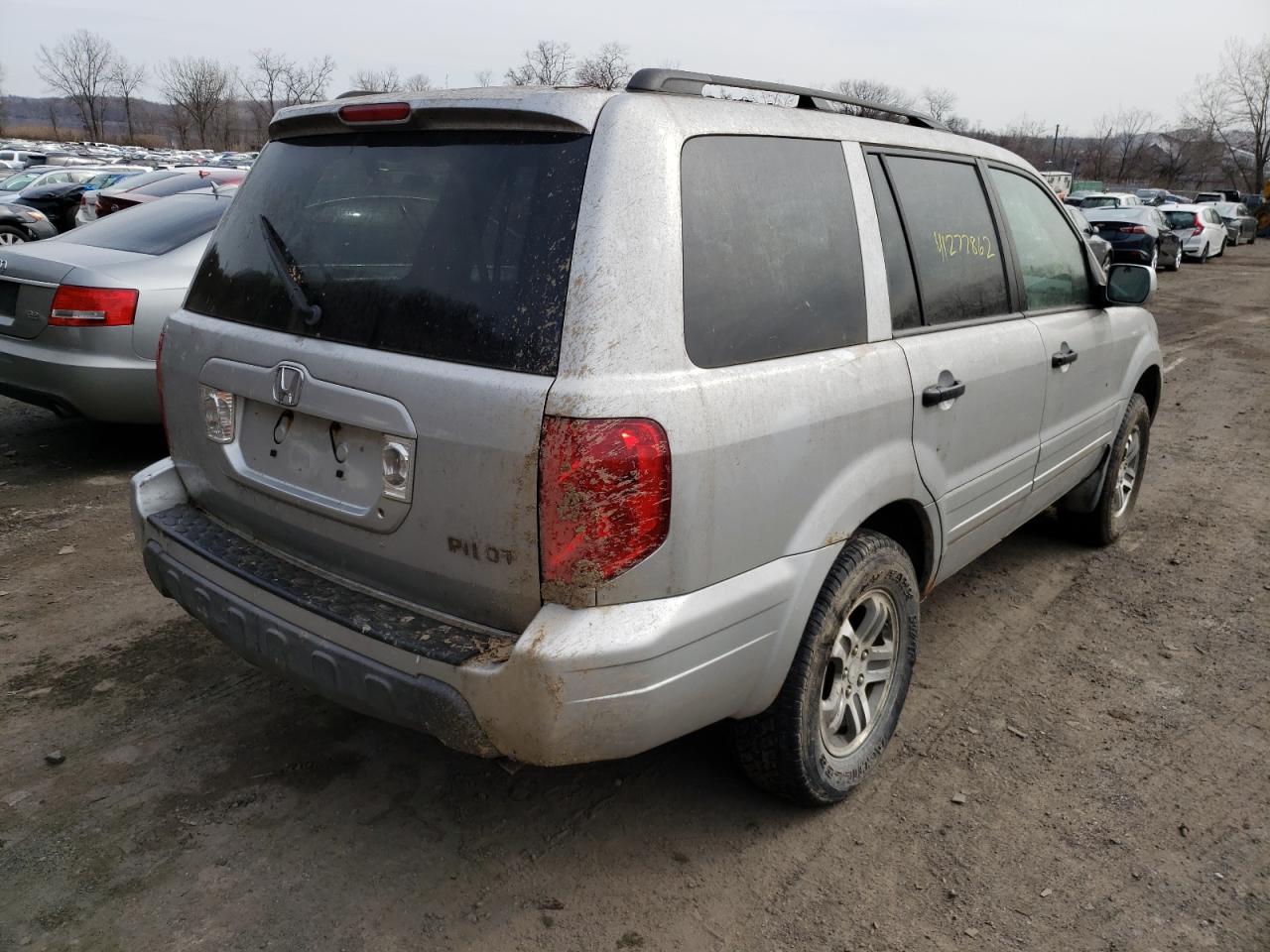 Photo 4 from auction – 2003 HONDA PILOT EXL with VIN 2HKYF18683H525914