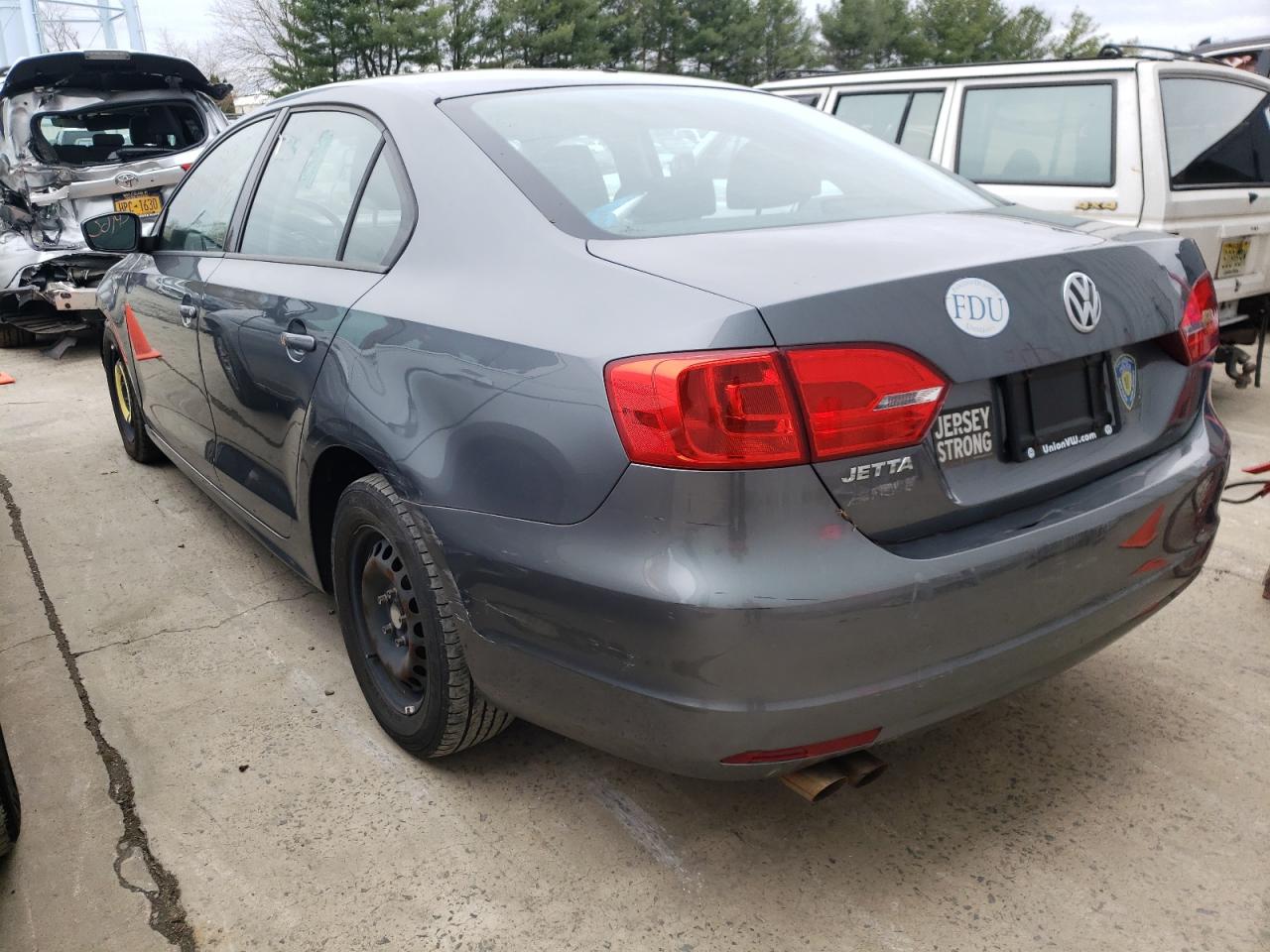 Photo 3 from auction – 2013 VOLKSWAGEN JETTA BASE with VIN 3VW1K7AJ7DM250205