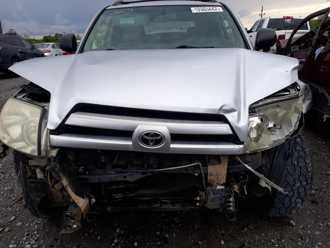 Photo 9 from auction – 2004 TOYOTA 4RUNNER SR with VIN JTEZU14R140027834