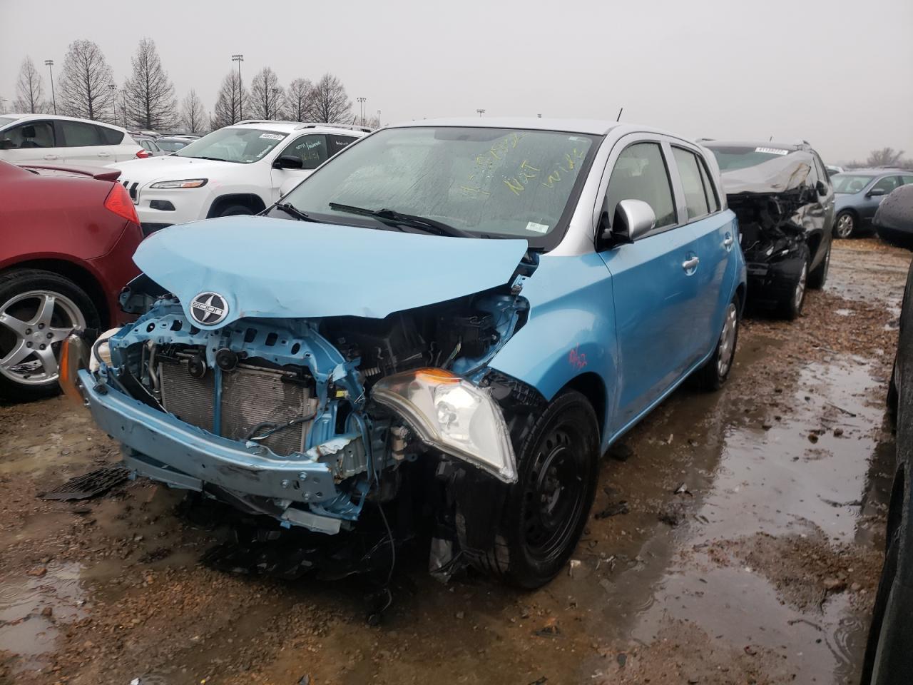 Photo 2 from auction – 2014 TOYOTA SCION XD with VIN JTKKUPB41E1039874