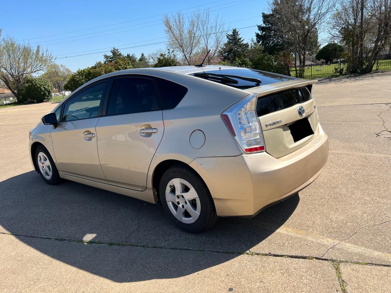 Photo 3 from auction – 2011 TOYOTA PRIUS with VIN JTDKN3DU5B0298959