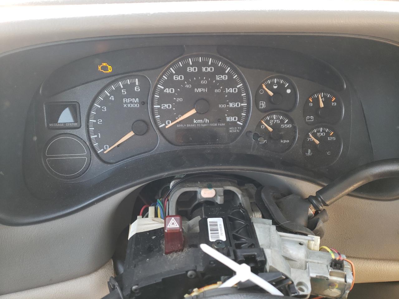 Photo 8 from auction – 2002 GMC YUKON with VIN 1GKEK13ZX2R267083