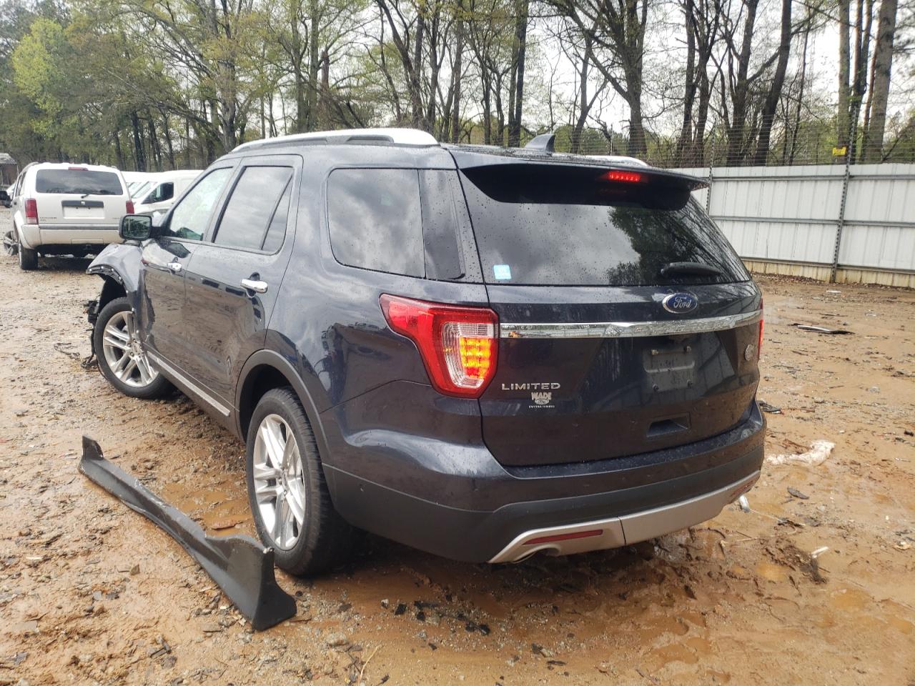 Photo 3 from auction – 2017 FORD EXPLORER L with VIN 1FM5K7F83HGB49331