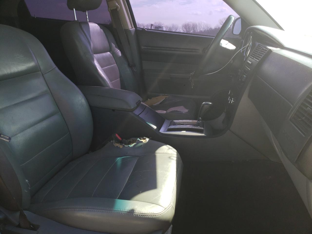 Photo 5 from auction – 2005 DODGE MAGNUM R/T with VIN 2D8GV58265H611108