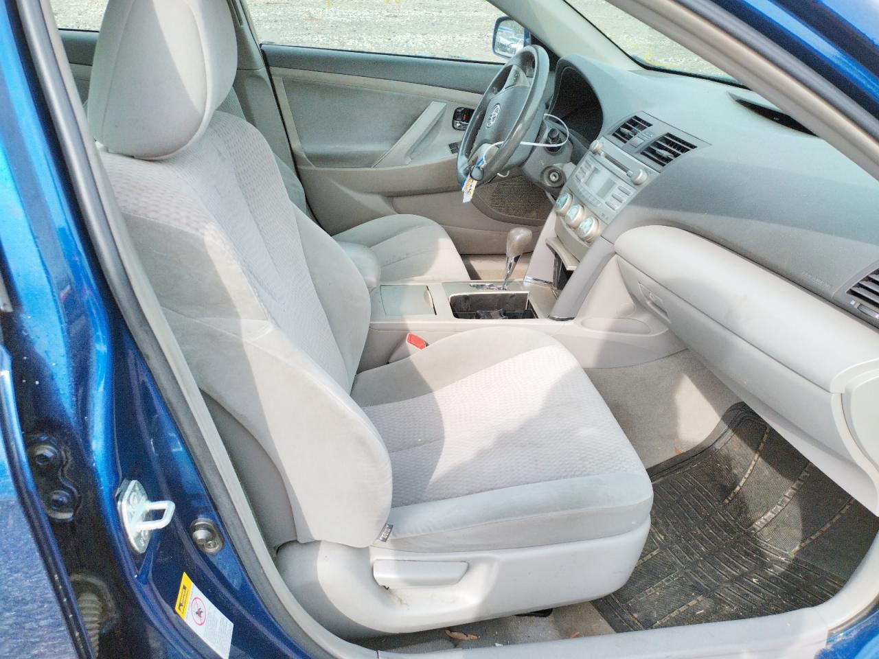 Photo 5 from auction – 2011 TOYOTA CAMRY BASE with VIN 4T4BF3EK1BR145256