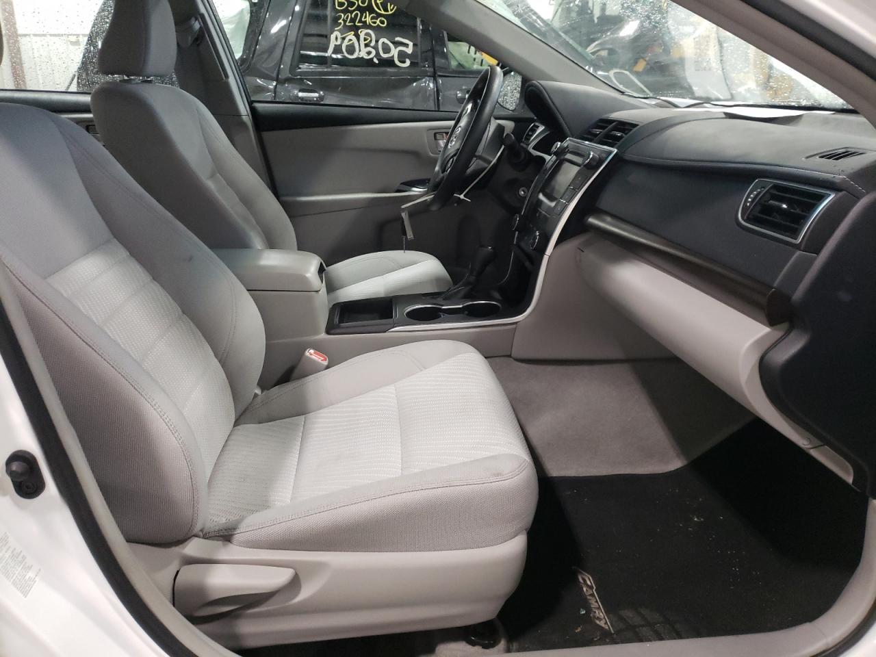 Photo 5 from auction – 2015 TOYOTA CAMRY LE with VIN 4T1BF1FK4FU115901