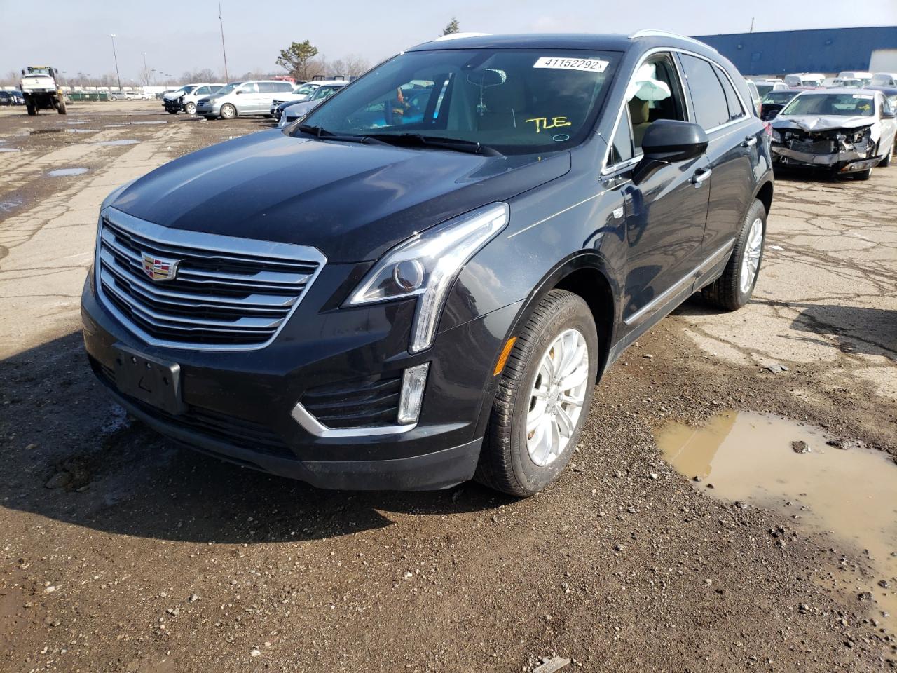 Photo 2 from auction – 2017 CADILLAC XT5 with VIN 1GYKNARS2HZ173671