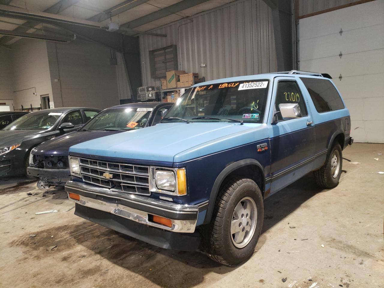 Photo 2 from auction – 1985 CHEVROLET BLAZER S10 with VIN 1G8CT18B2F8109063