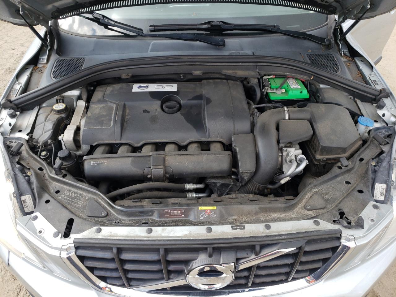Photo 7 from auction – 2012 VOLVO XC60 3.2 with VIN YV4952DL6C2332734